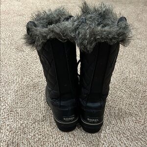 Sorel Women's Black and Gray Winter Boots